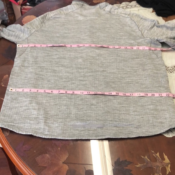 Nike Element Half Zip Pullover - Picture 7 of 11